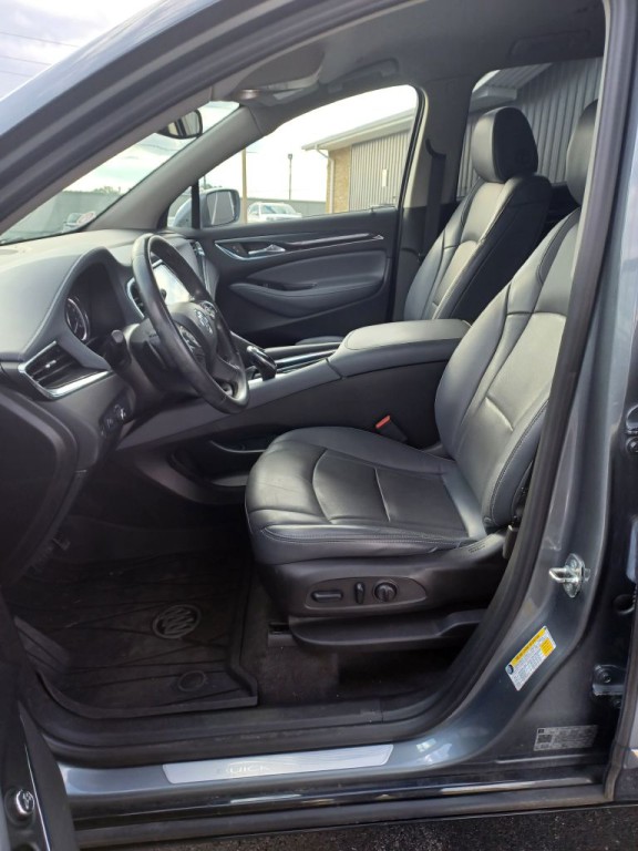 2018 Buick Enclave Image 5