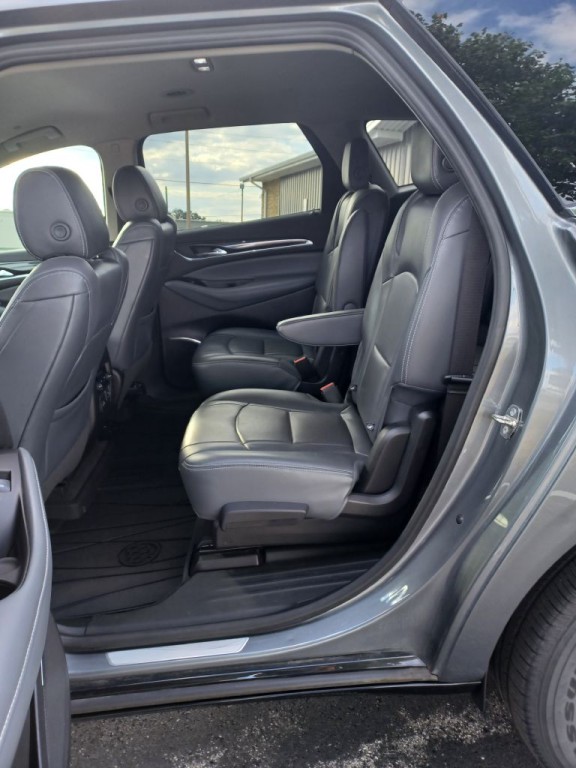 2018 Buick Enclave Image 6