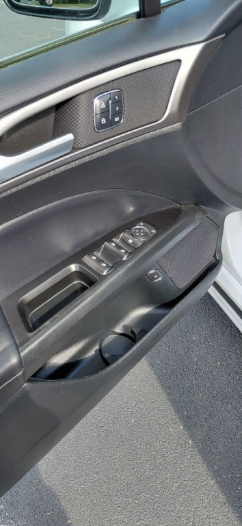 2017 Ford Fusion Image 7