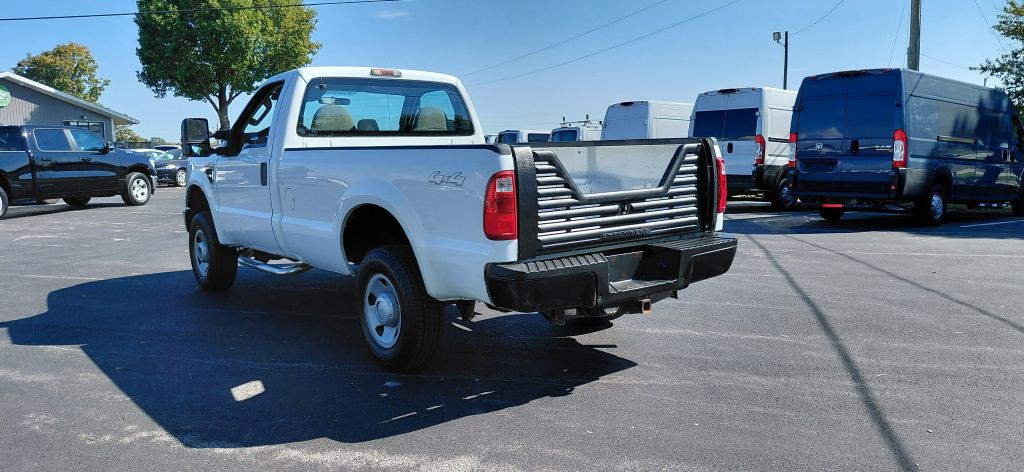 2010 Ford F-250 Image 4