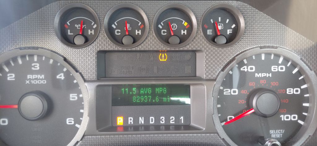2010 Ford F-250 Image 7