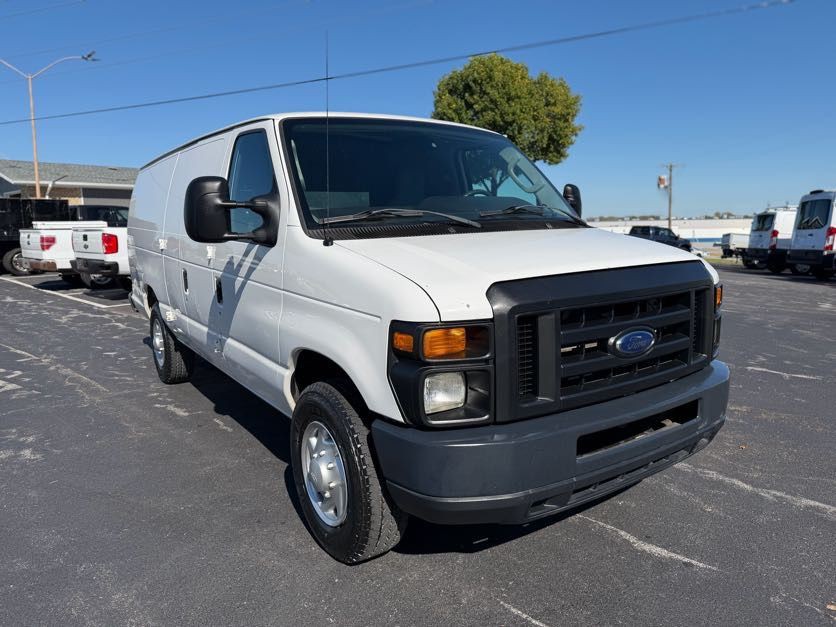2012 Ford Econoline Image 1