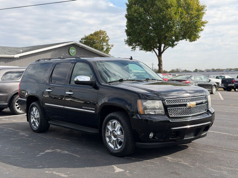 2009 Chevrolet Suburban Image 1