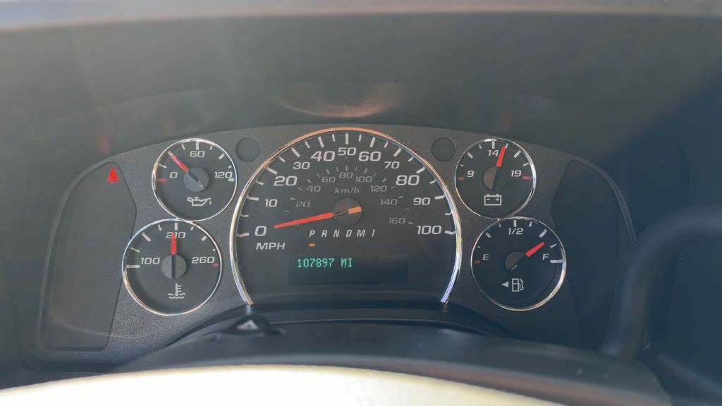 2021 Chevrolet Express Image 9