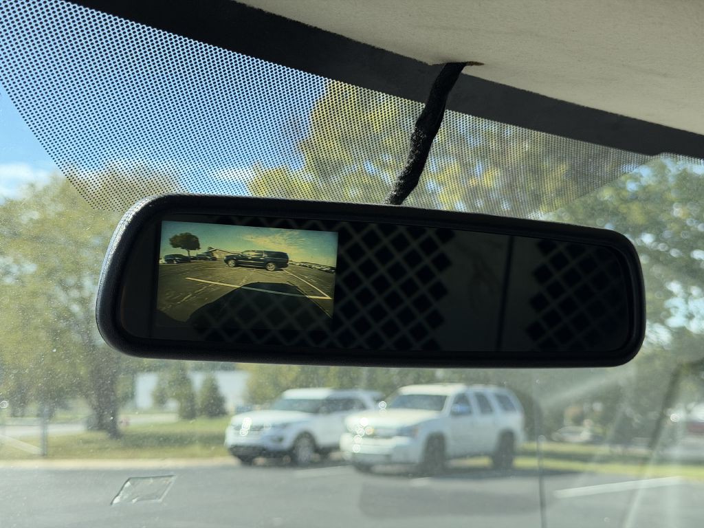 2021 Chevrolet Express Image 11