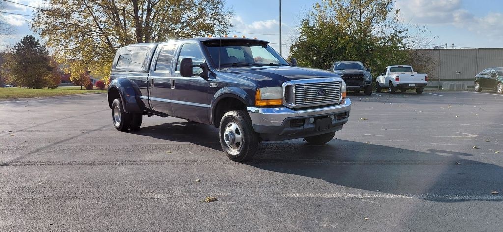 2001 Ford F-350 Image 1