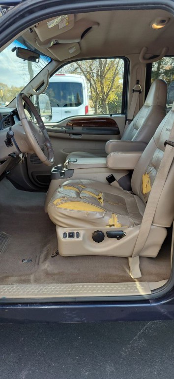 2001 Ford F-350 Image 5