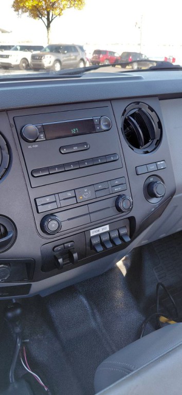 2016 Ford F-350 Image 8