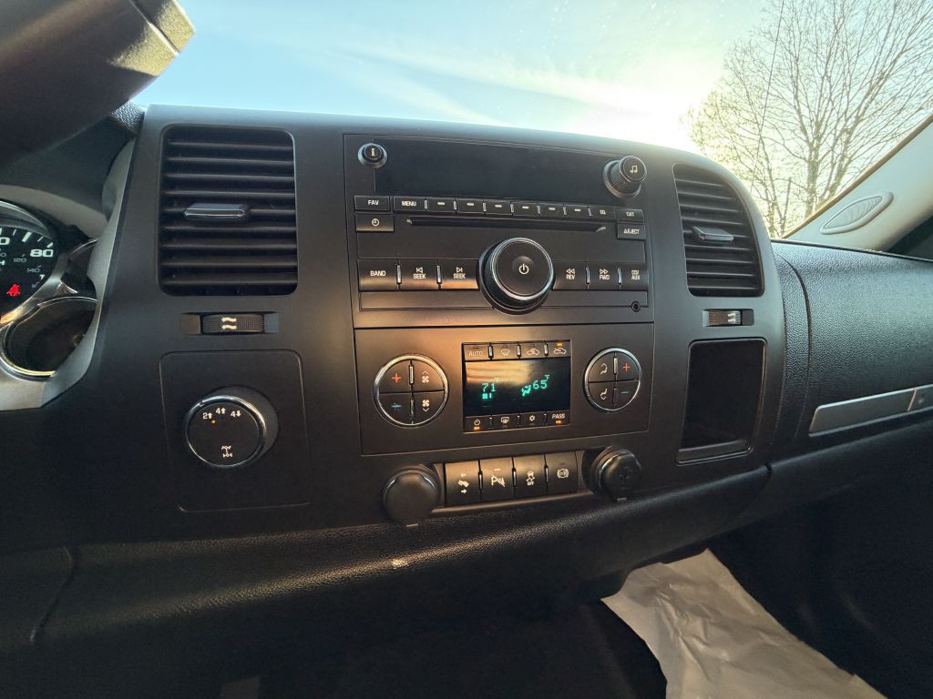 2013 Chevrolet Silverado 1500 Image 8