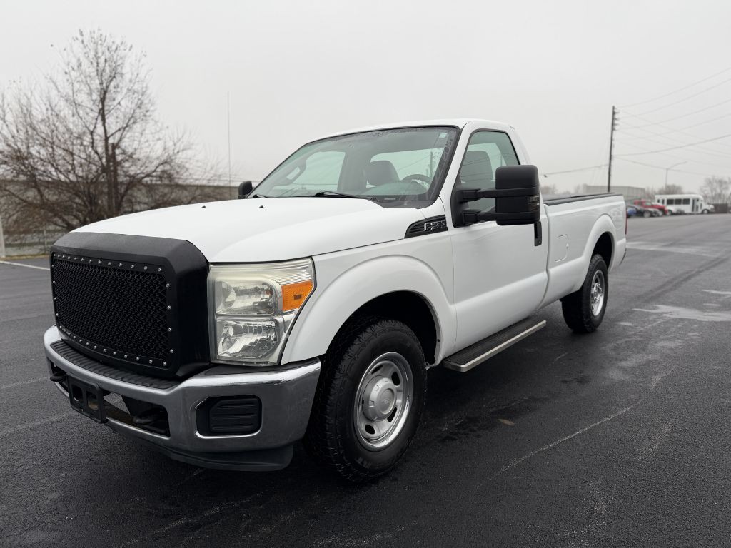 2011 Ford F-250 Image 2