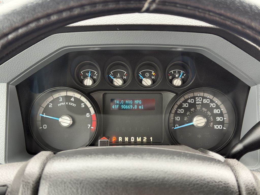 2011 Ford F-250 Image 7