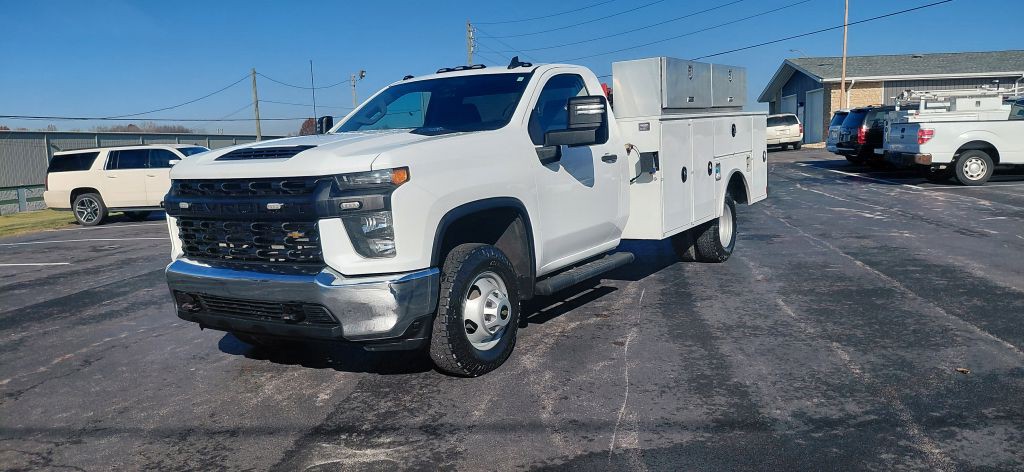 2021 Chevrolet Silverado 1500 Image 2