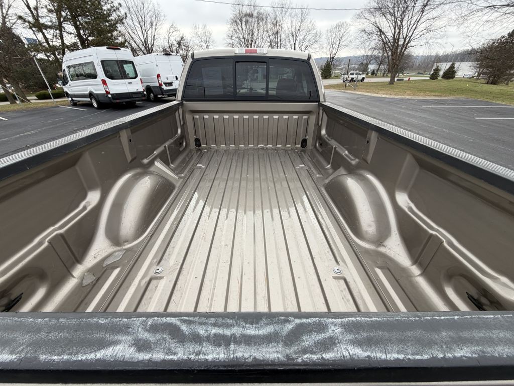 2004 Ford F-150 Image 5