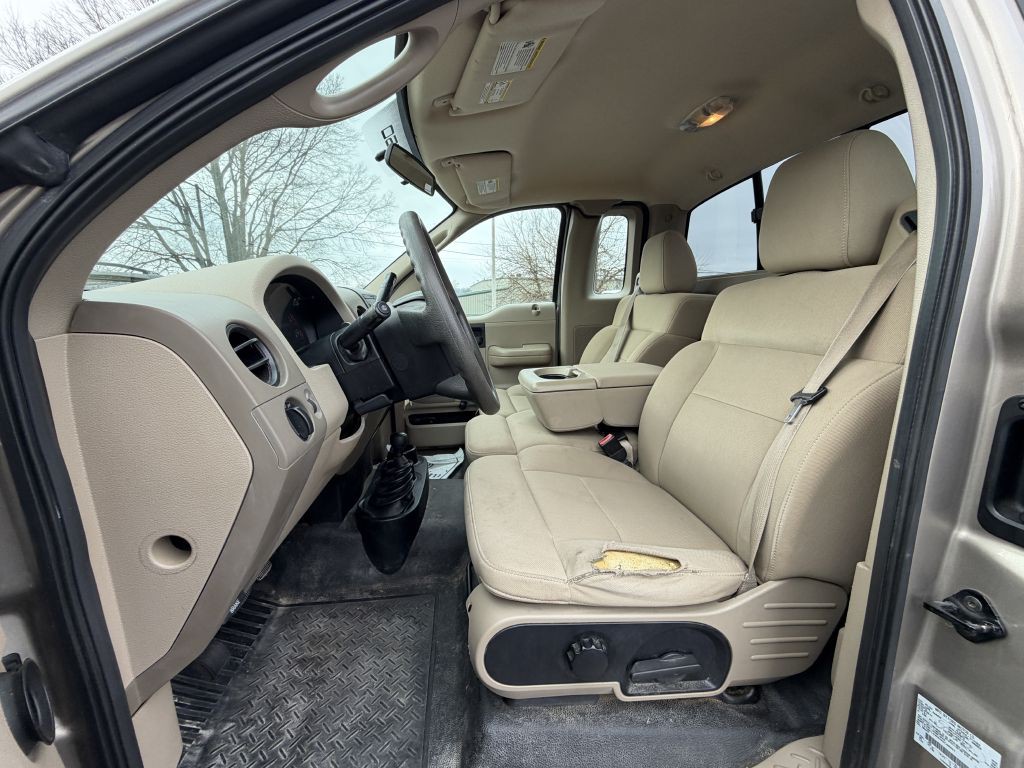 2004 Ford F-150 Image 7