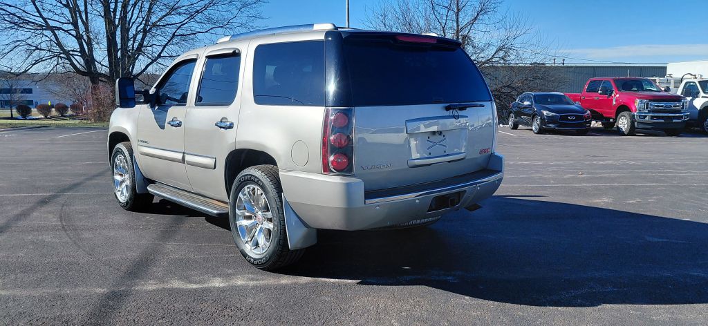 2007 GMC Yukon Image 4