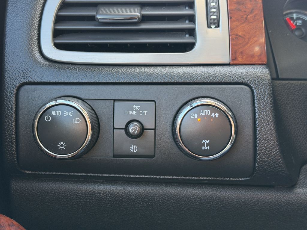 2012 GMC Yukon Image 9