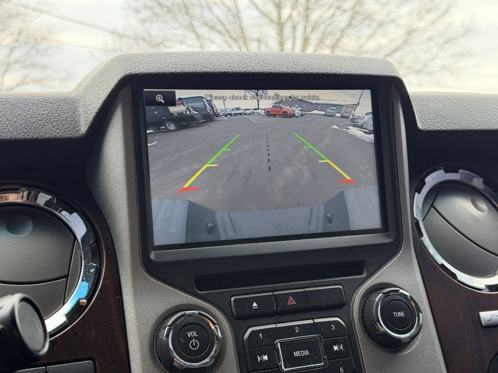 2016 Ford F-350 Image 9