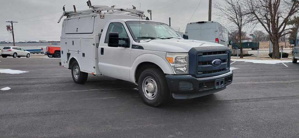2013 Ford F-350 Image 1