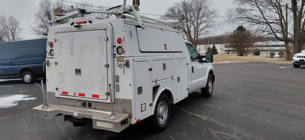 2013 Ford F-350 Image 3