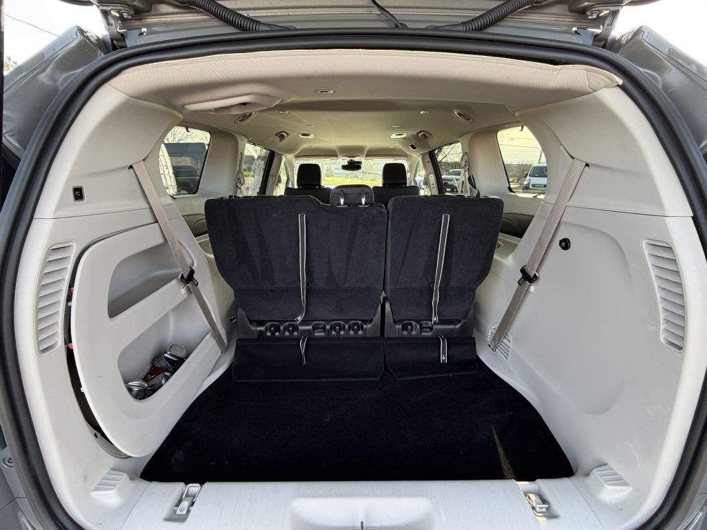 2022 Chrysler Pacifica Image 10