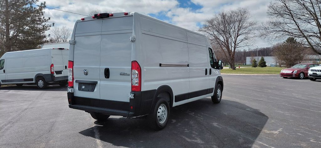 2023 RAM Promaster Image 3