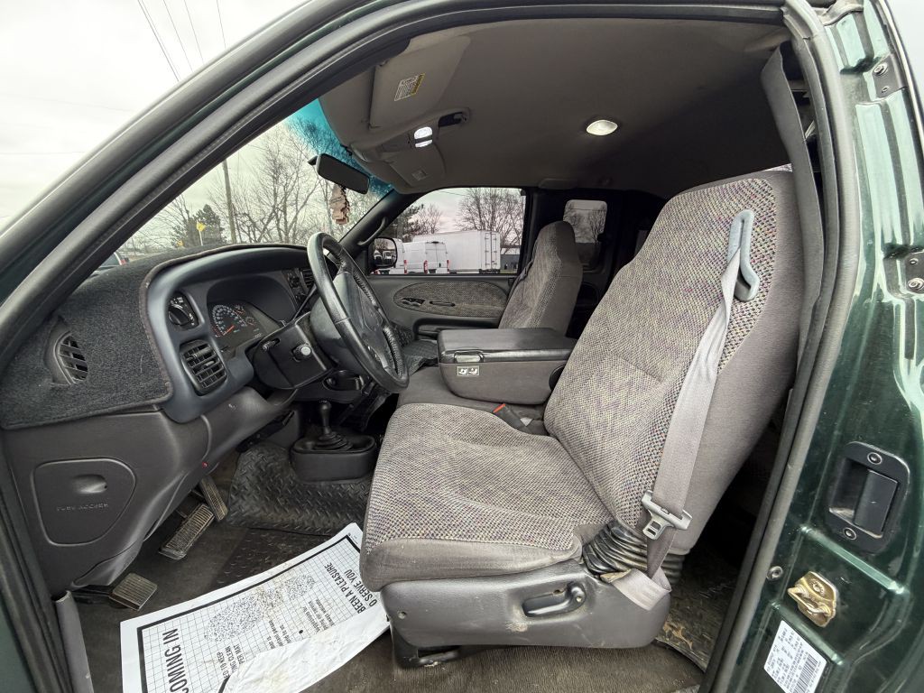 2001 Dodge Ram 1500 Image 5
