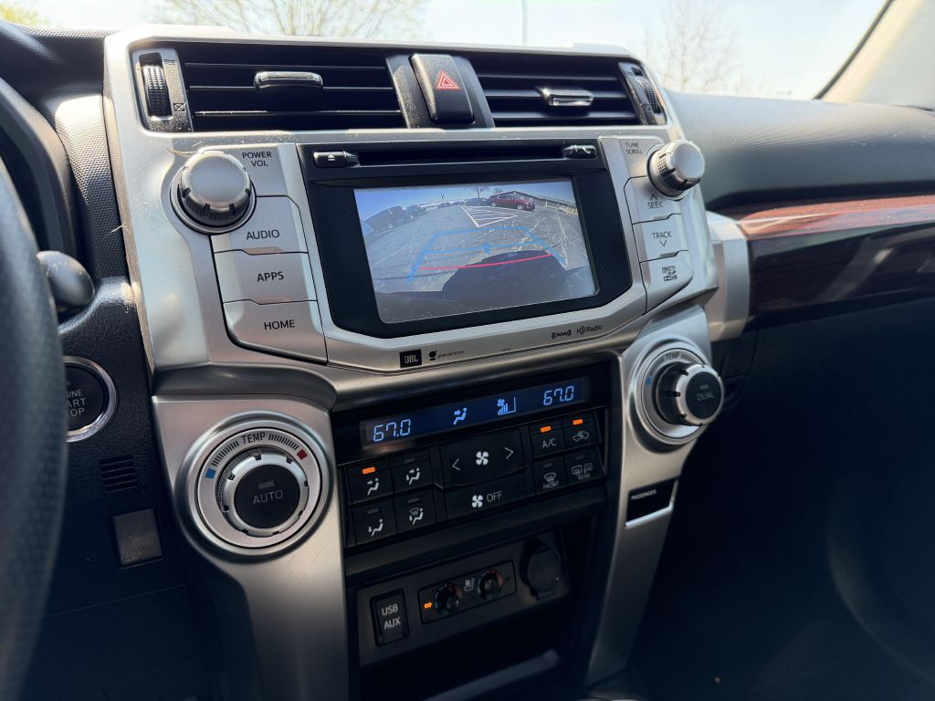 2018 Toyota 4Runner Image 8