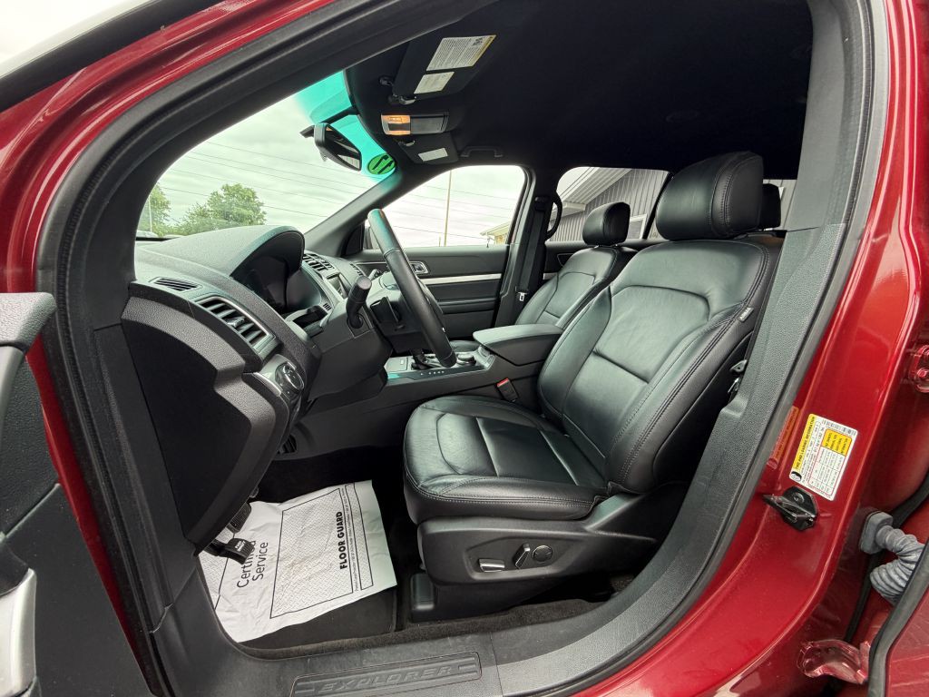 2017 Ford Explorer Image 5