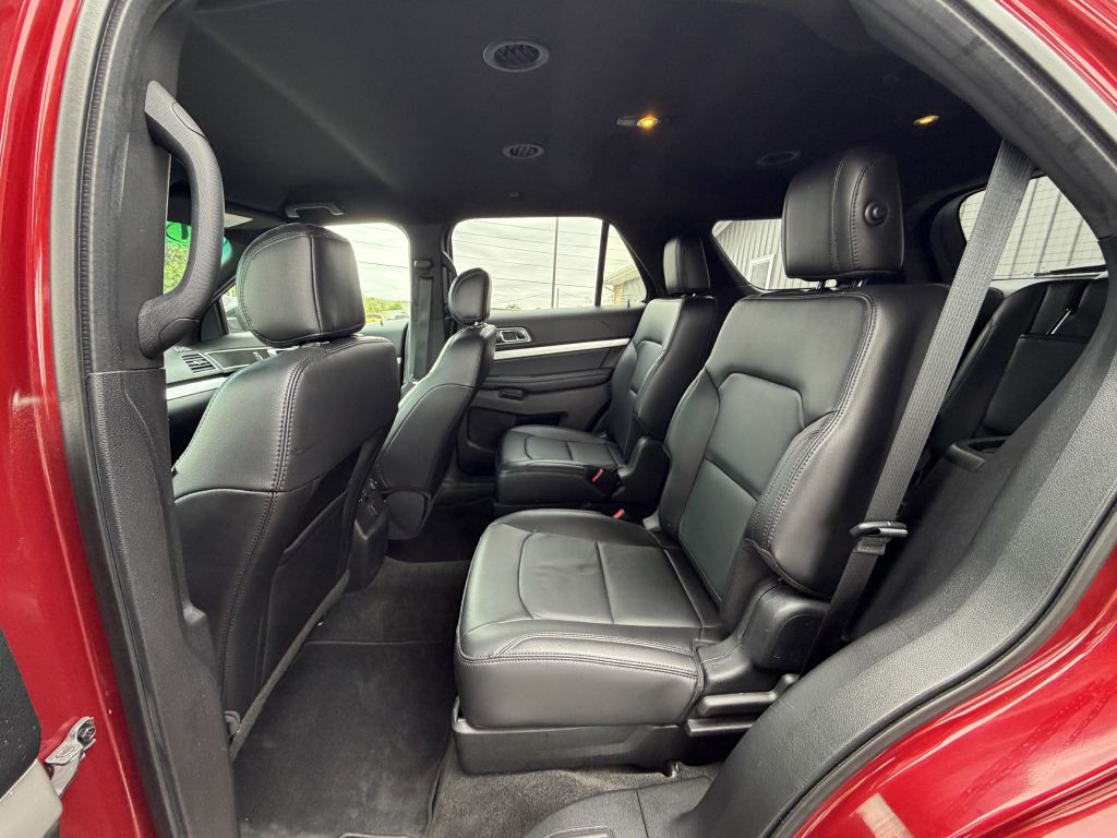 2017 Ford Explorer Image 10