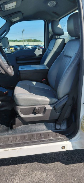 2012 Ford F-250 Image 7