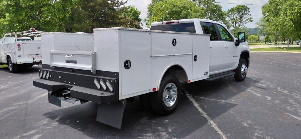 2024 Chevrolet Silverado 1500 Image 3
