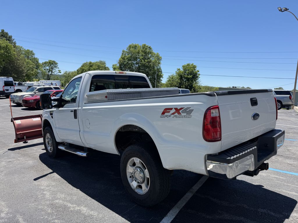 2010 Ford F-350 Image 2