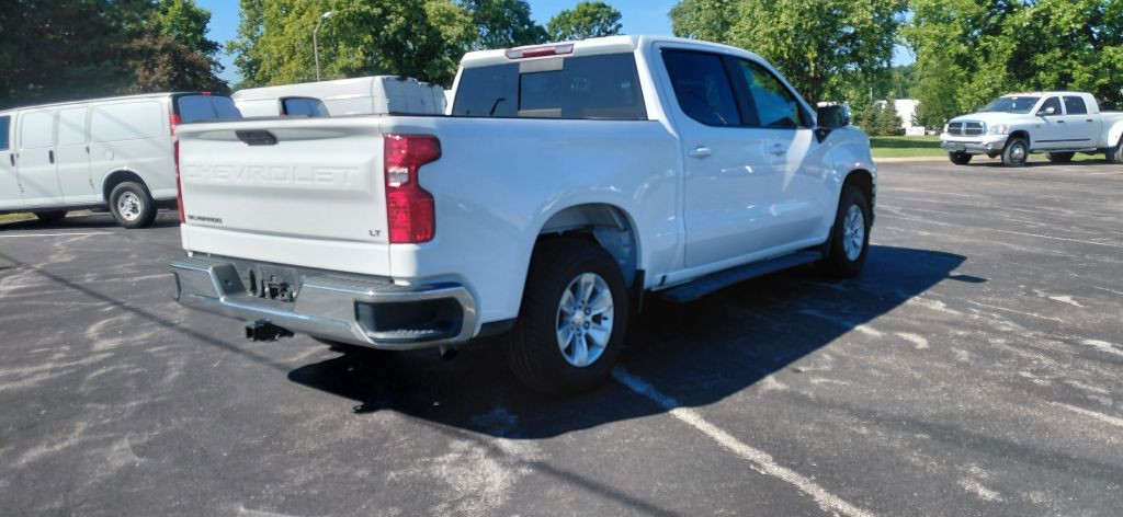 2021 Chevrolet Silverado 1500 Image 3