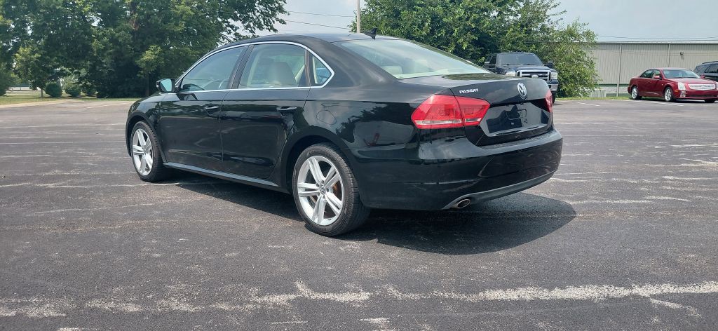 2014 Volkswagen Passat Image 4