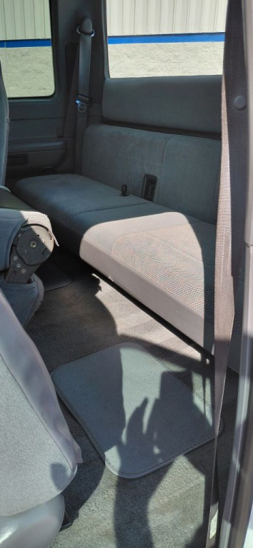 1997 Ford F-250 Image 8