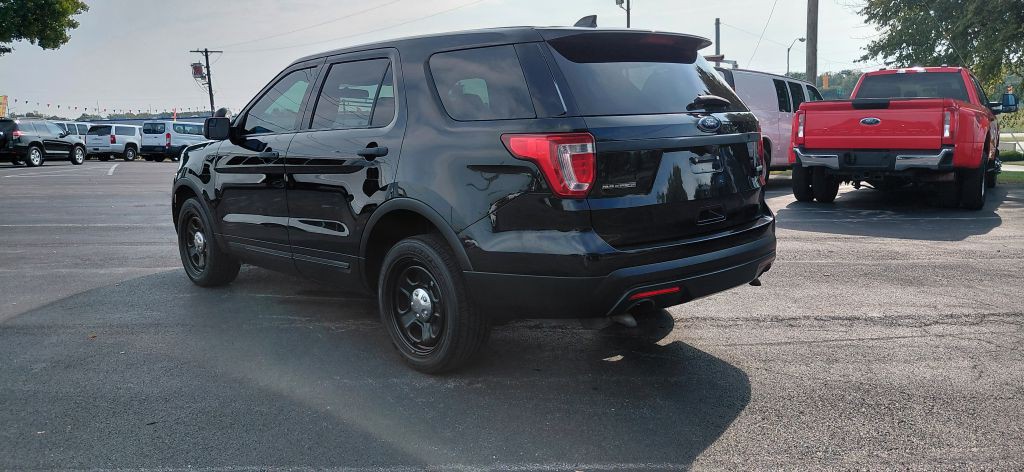 2017 Ford Explorer Image 4