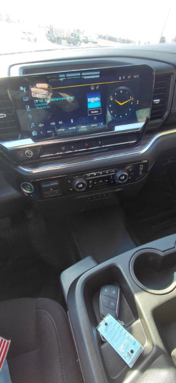 2024 Chevrolet Silverado 1500 Image 10