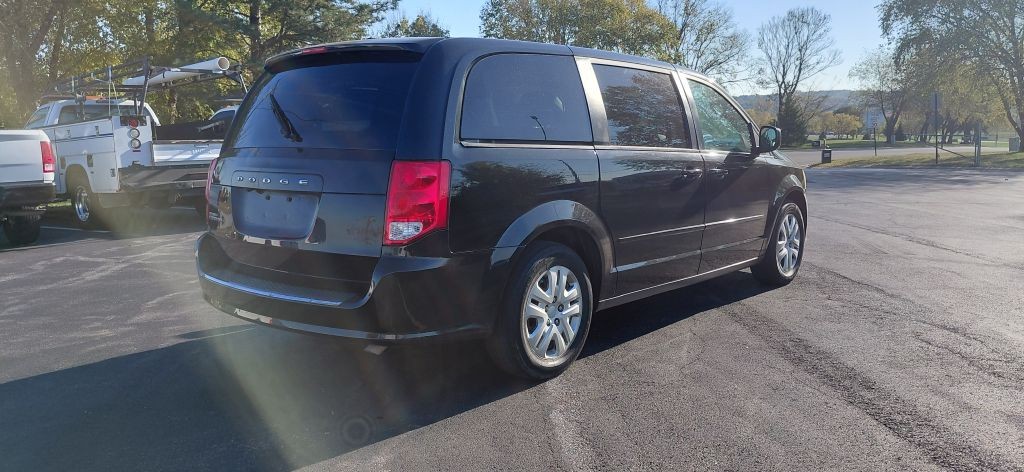 2016 Dodge Grand Caravan Image 3