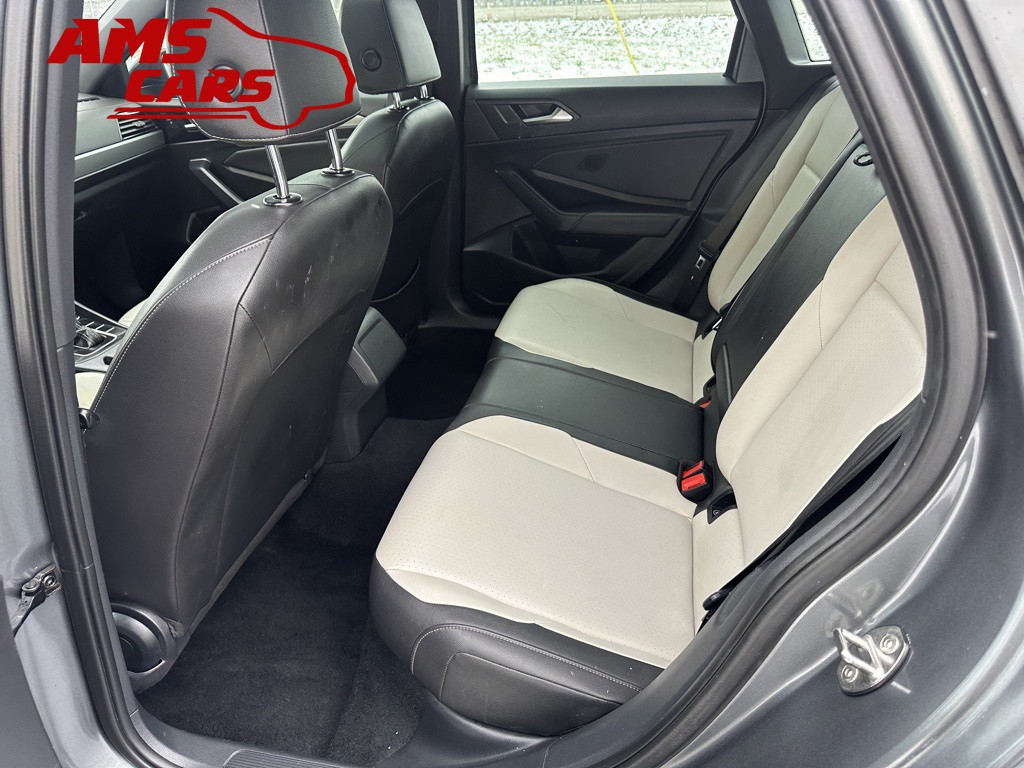 2019 Volkswagen Jetta Image 9