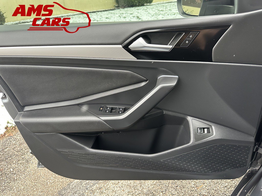 2019 Volkswagen Jetta Image 32