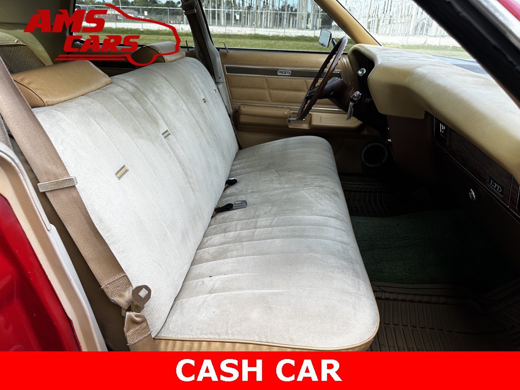 1975 Ford LTD Image 18