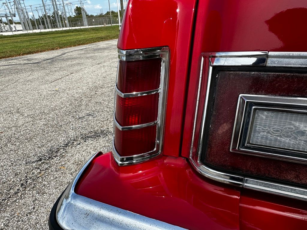 1975 Ford LTD Image 26