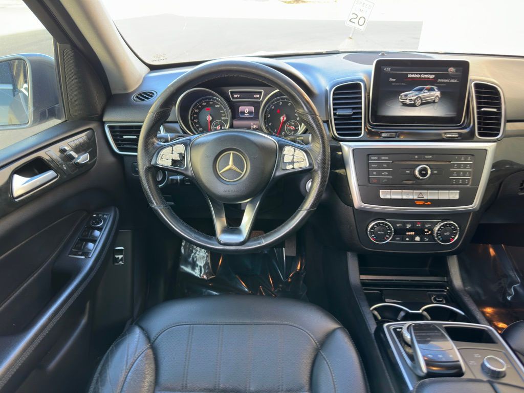 2016 Mercedes-Benz GLE-Class Image 8