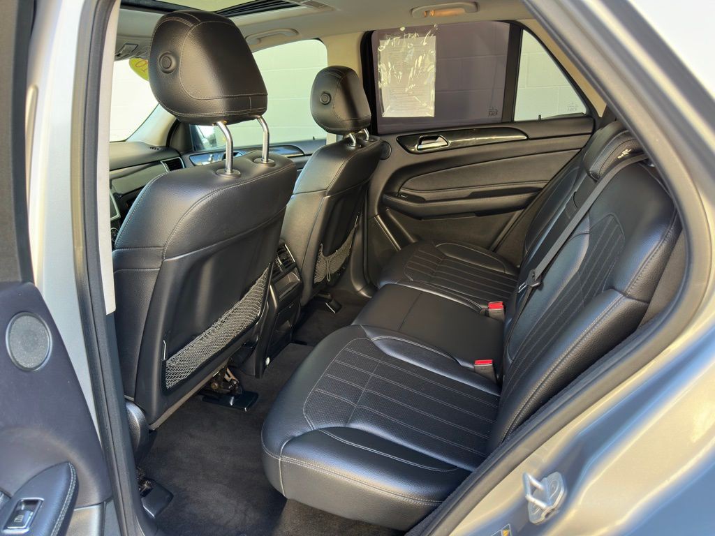 2016 Mercedes-Benz GLE-Class Image 11