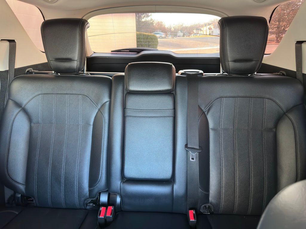 2016 Mercedes-Benz GLE-Class Image 12