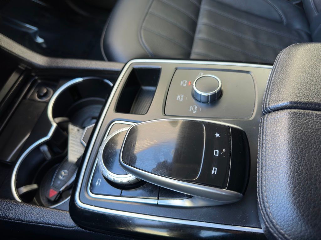 2016 Mercedes-Benz GLE-Class Image 29