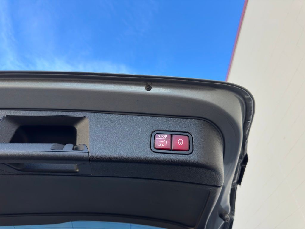 2016 Mercedes-Benz GLE-Class Image 36