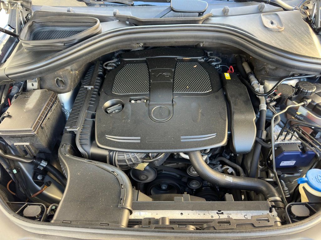 2016 Mercedes-Benz GLE-Class Image 38