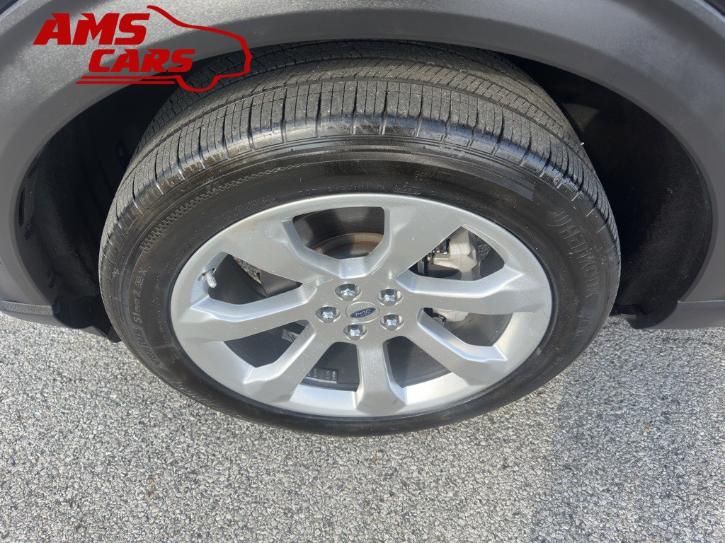 2020 Ford Explorer Image 56