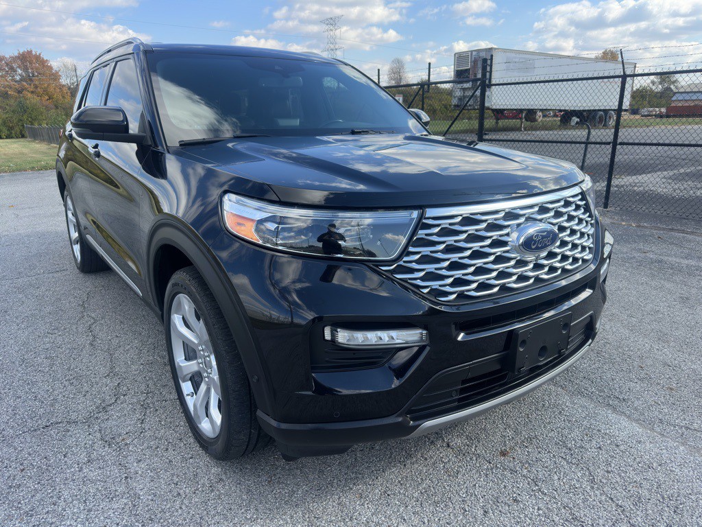 2020 Ford Explorer Image 3